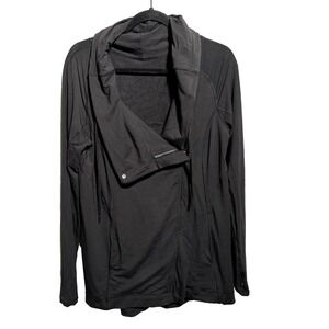 Lululemon Black Coast Easy Wrap Cocoon Jacket Womens 6 Asymmetric Zipper Workout